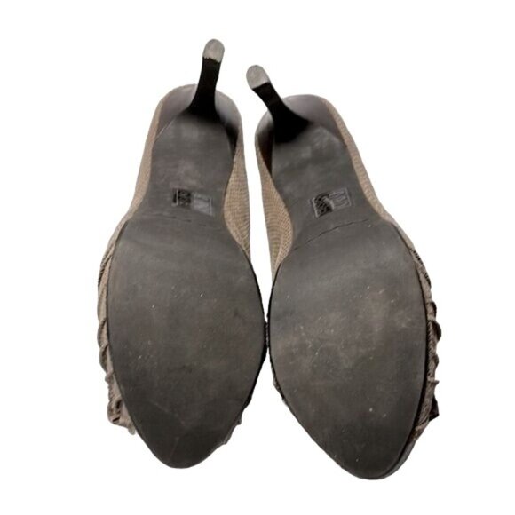 Moda Spana Snakeskin Heels Texture Gathered Fabric Top Peep Toe Rubber Size 9.5 - Picture 8 of 13